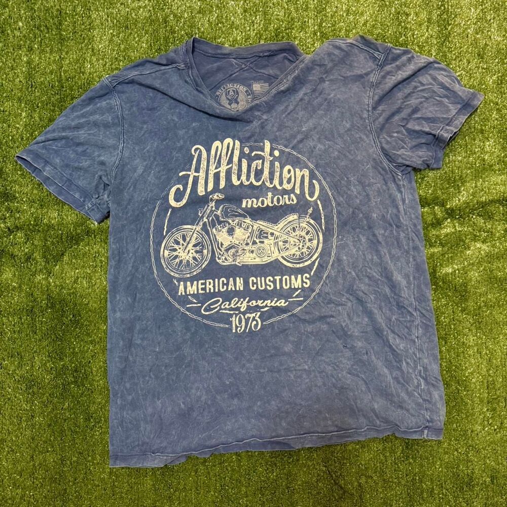 Affliction Men's Blue and Navy T-shirt